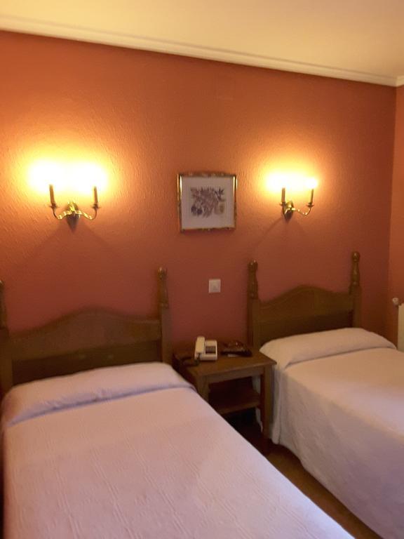 Hotel Riodeva Unquera Esterno foto
