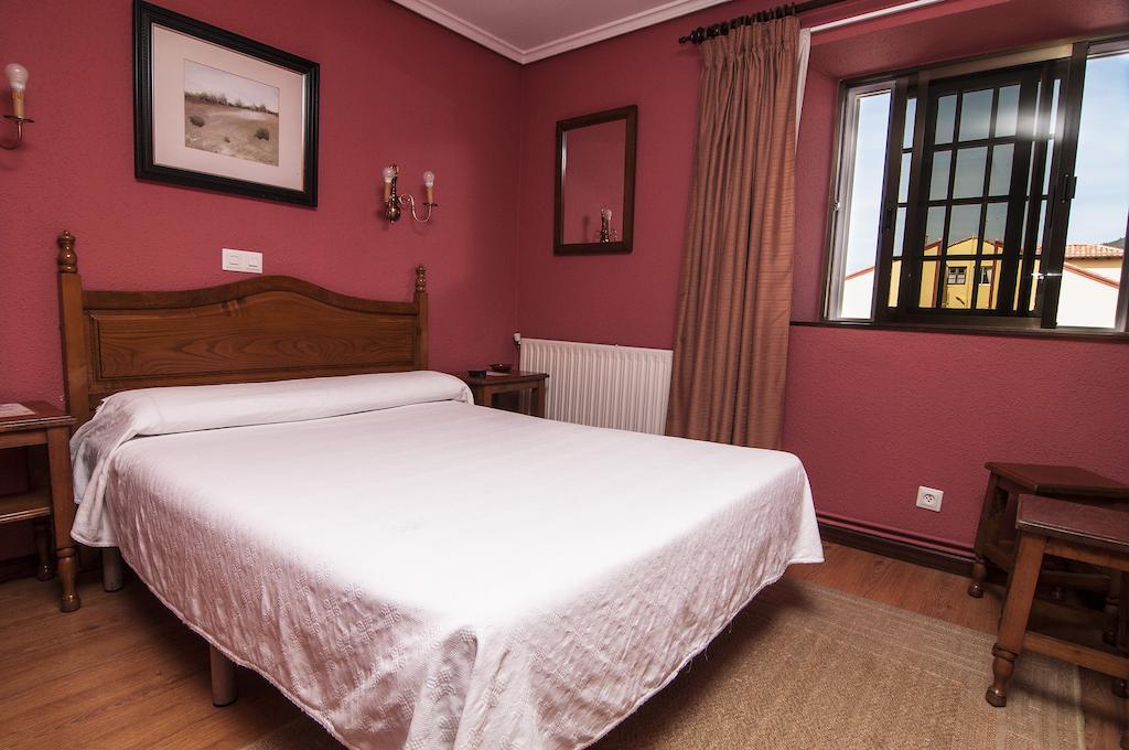 Hotel Riodeva Unquera Camera foto